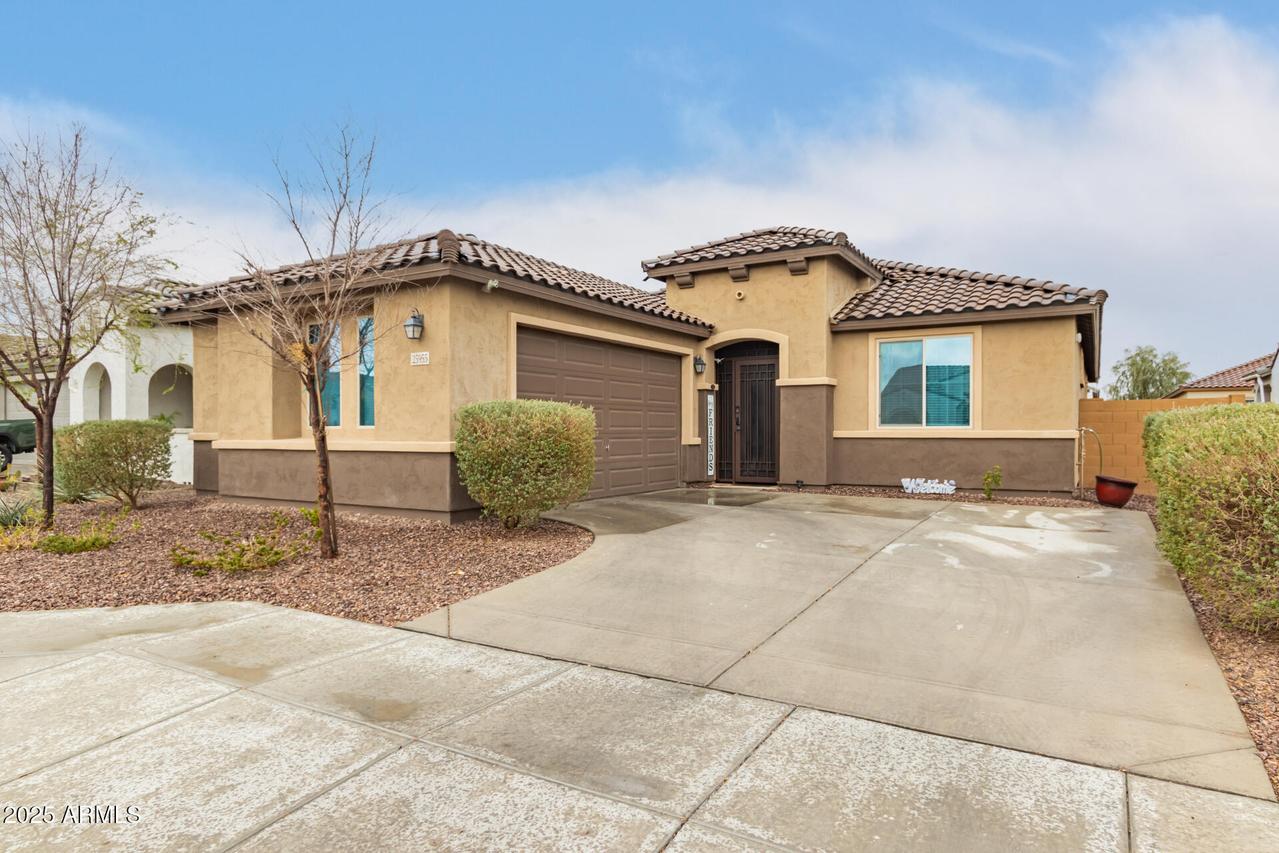 25955 W Deer Valley Rd., Buckeye, AZ 85396