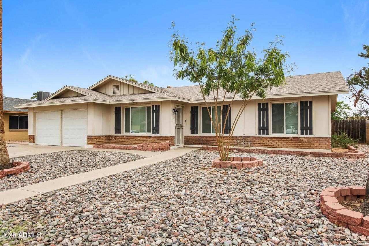3337 W Yucca St., Phoenix, AZ 85029