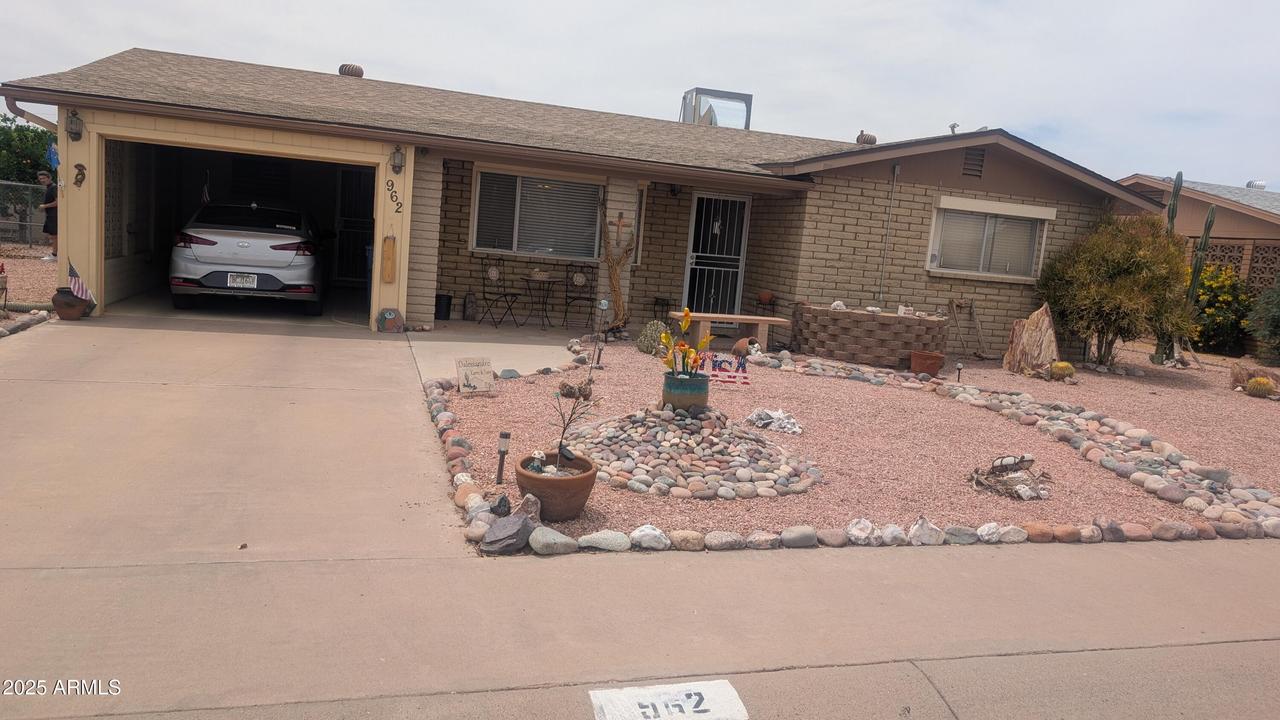 962 S Main Dr., Apache Junction, AZ 85120