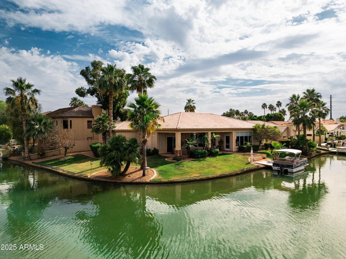 2128 E Clipper Ln., Gilbert, AZ 85234