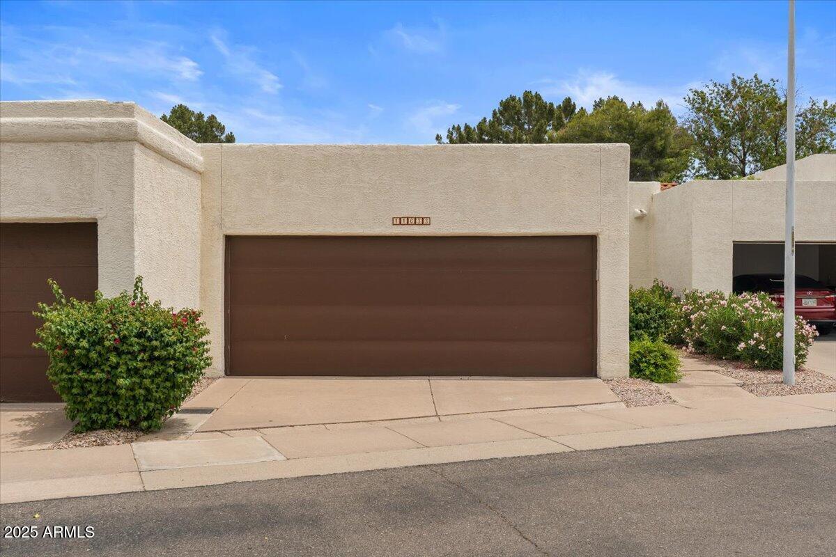11633 N 40th Way, Phoenix, AZ 85028