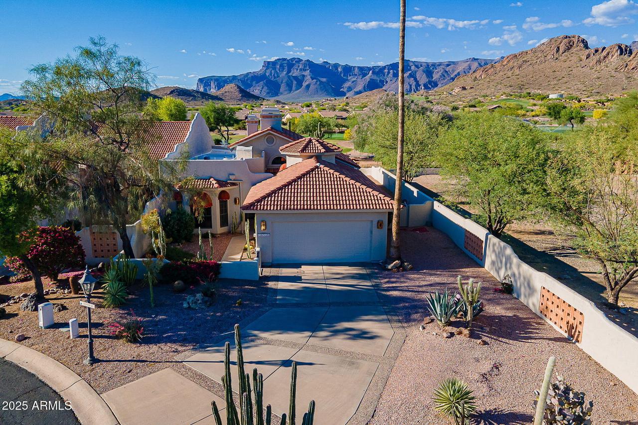 8950 E Greenview Dr., Gold Canyon, AZ 85118