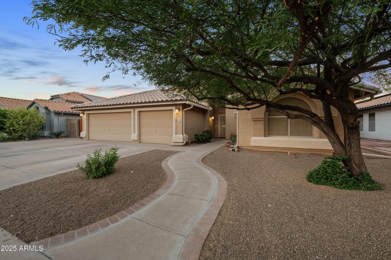 2434 S Colleen, Mesa, AZ 85210