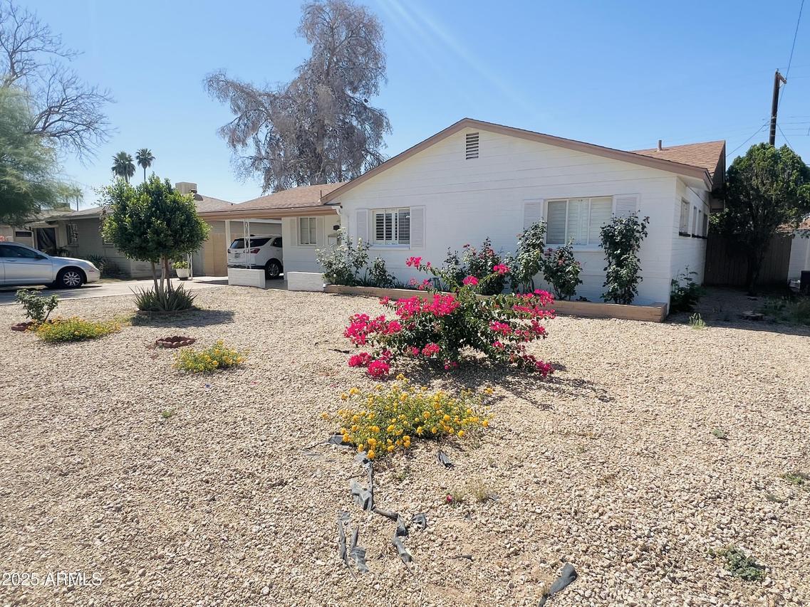 2115 W Myrtle Ave., Phoenix, AZ 85021