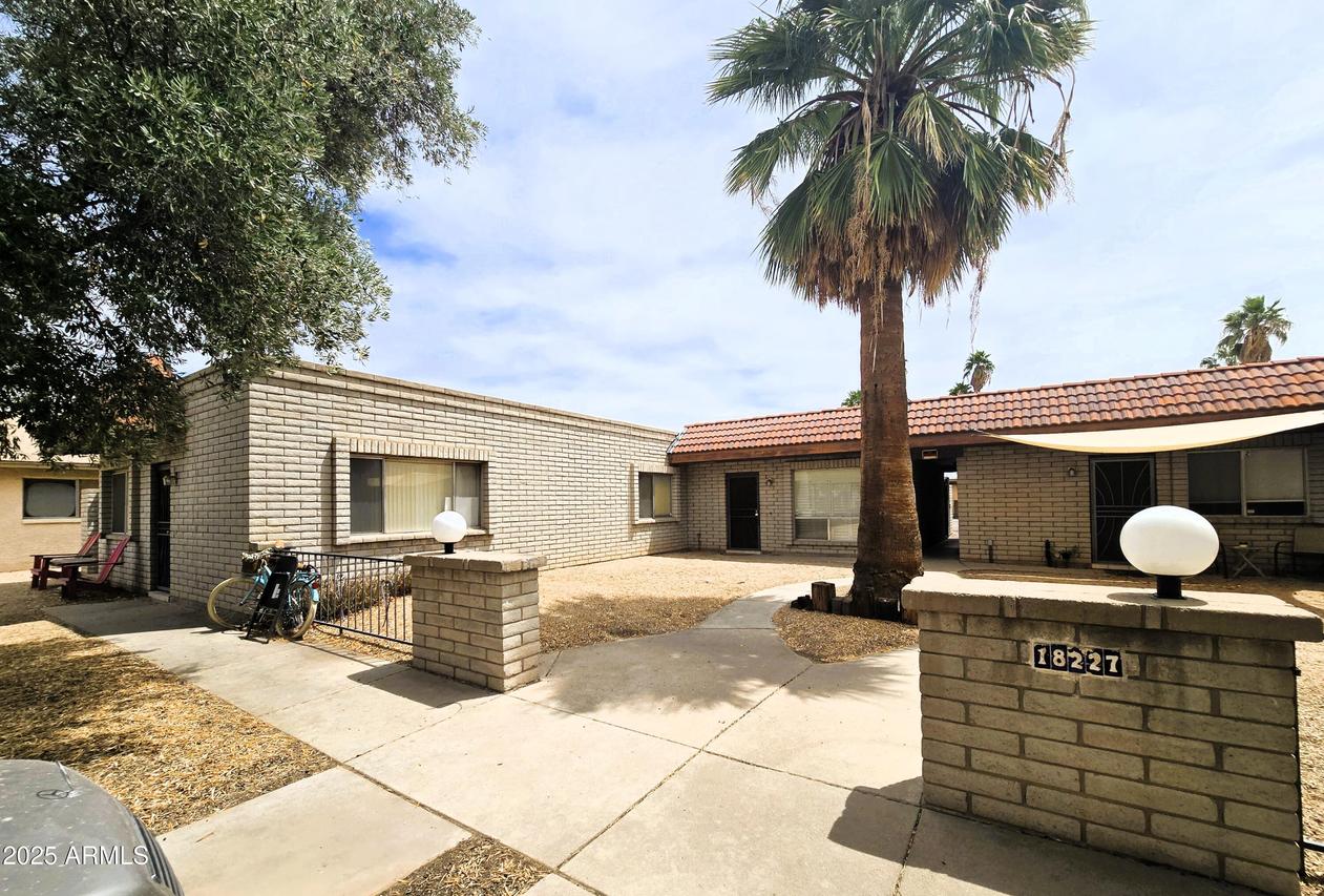 18227 N 40th Pl., Phoenix, AZ 85032