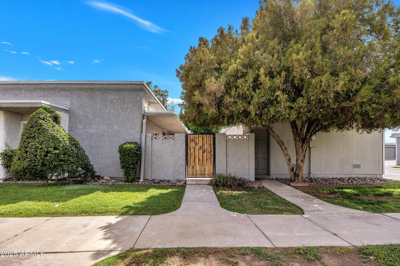 5025 W New World Dr., Glendale, AZ 85302