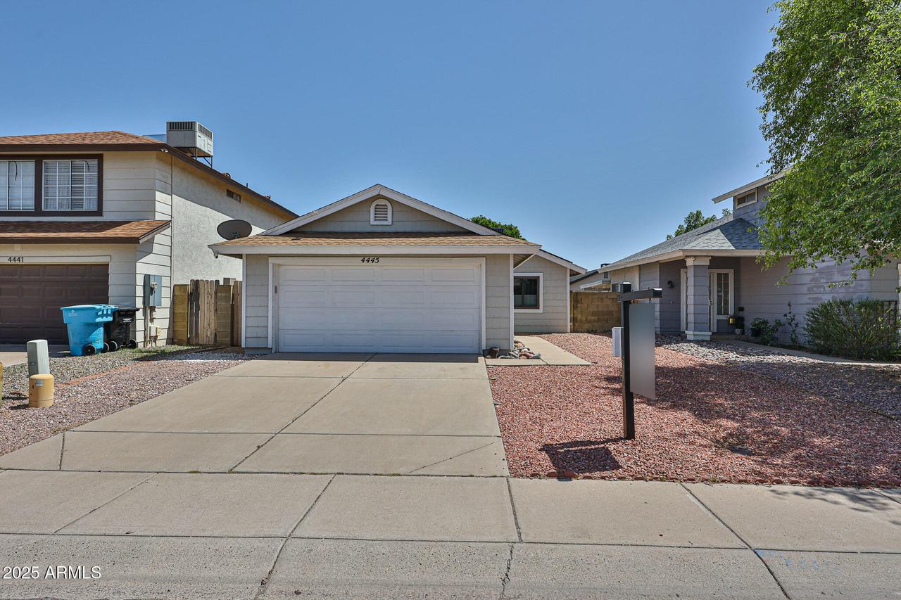 4445 W Oraibi Dr., Glendale, AZ 85308