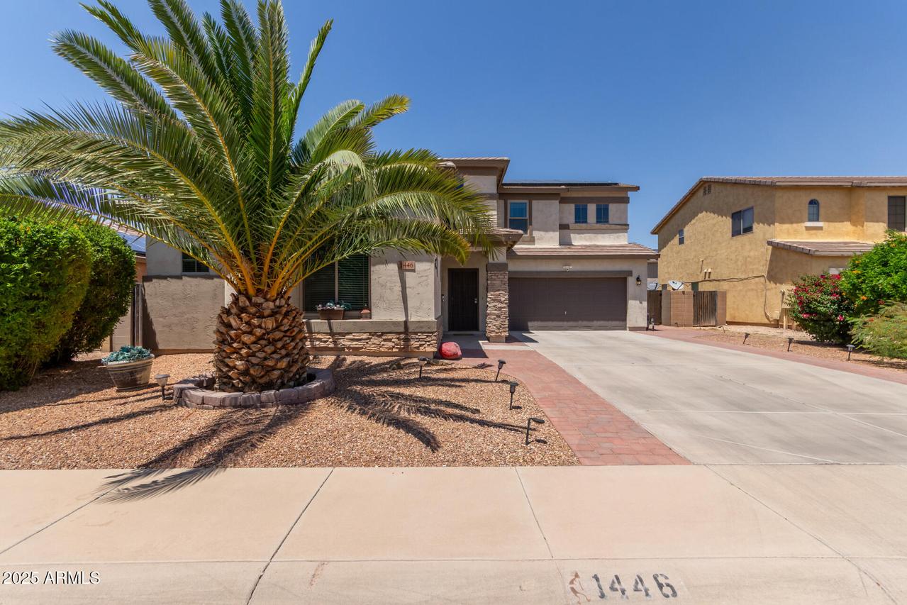 1446 E Douglas St., Casa Grande, AZ 85122