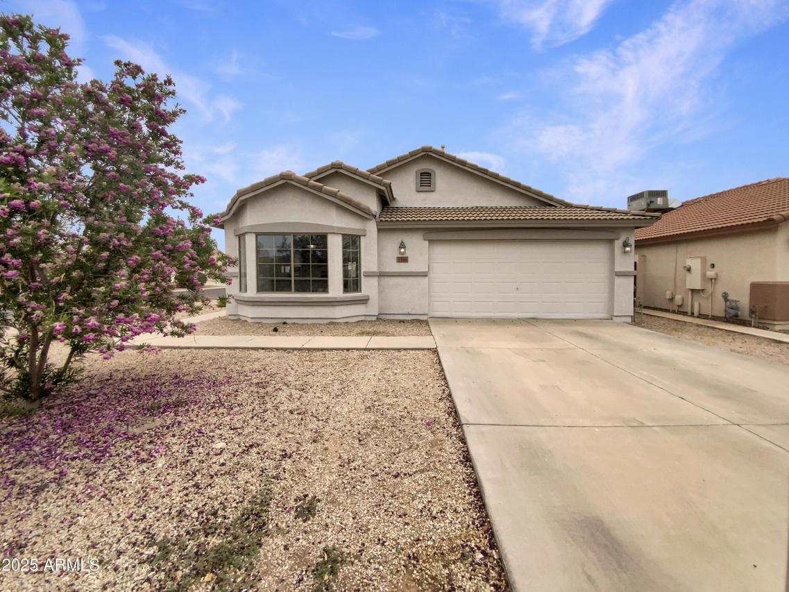 1399 E Santa Fiore St., San Tan Valley, AZ 85140
