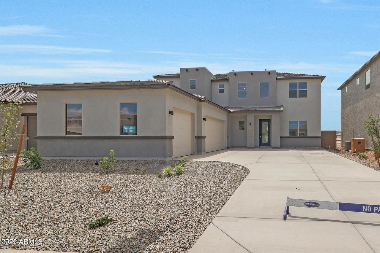 315 W Flax Dr., San Tan Valley, AZ 85140