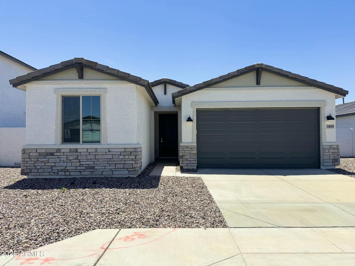 5019 W Walatowa St., Laveen, AZ 85339