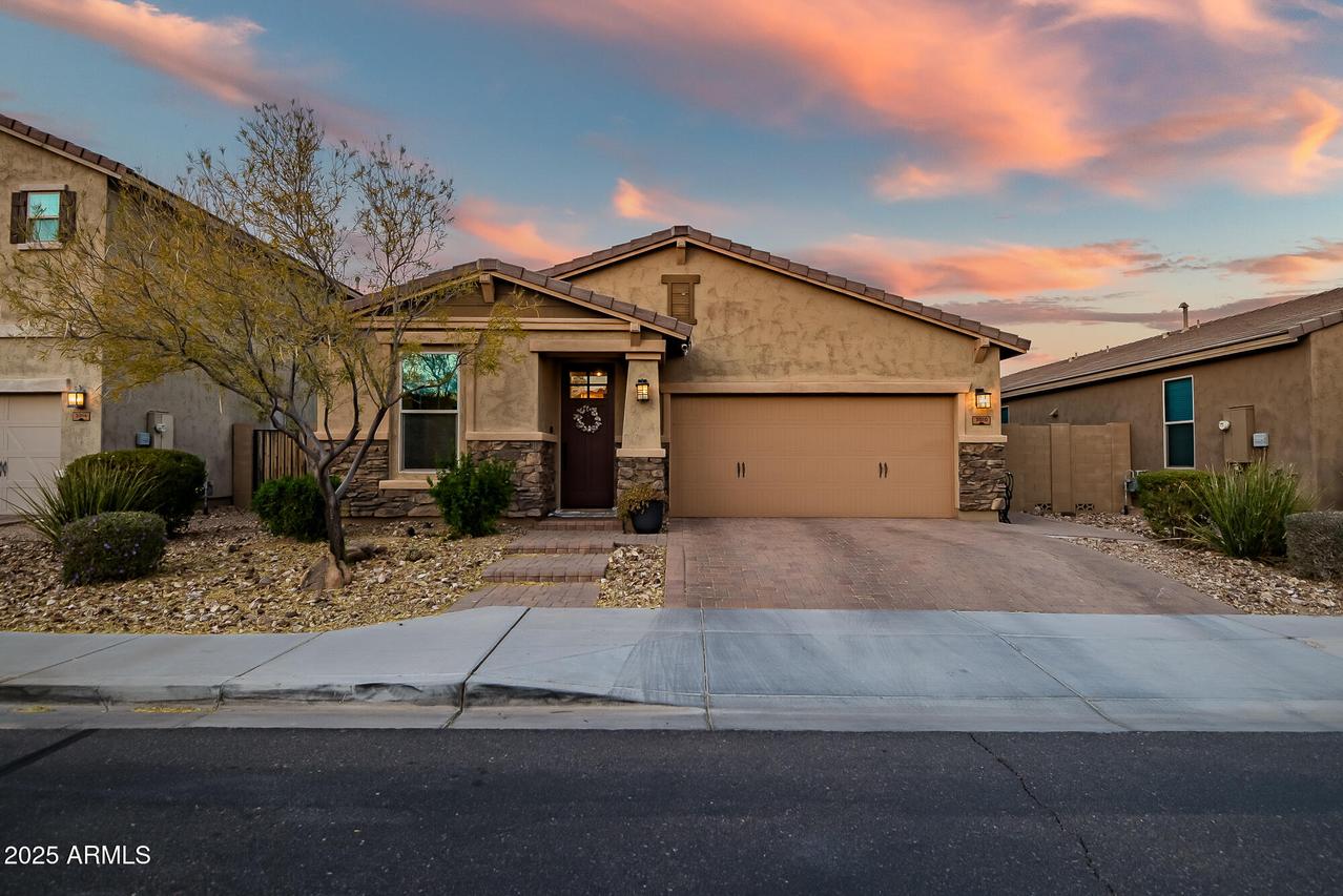 3010 W Laredo Ln., Phoenix, AZ 85085