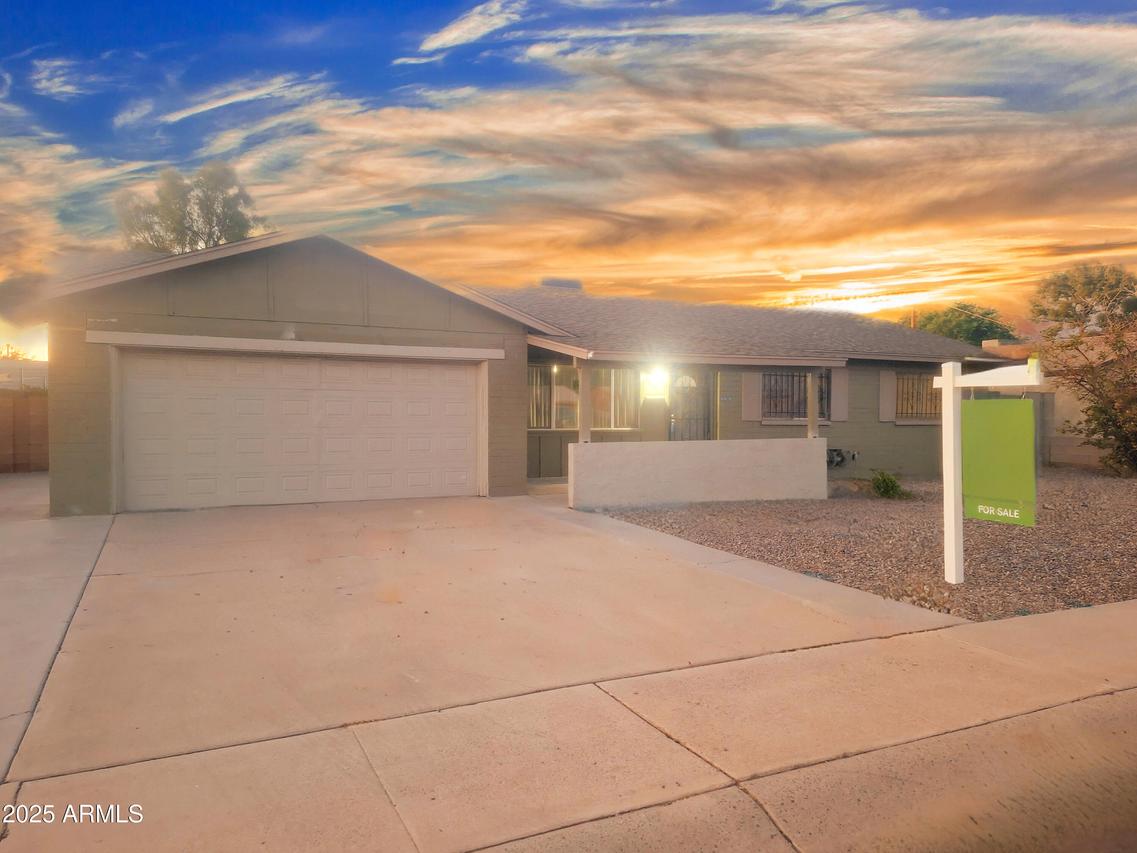 4004 W Myrtle Ave., Phoenix, AZ 85051