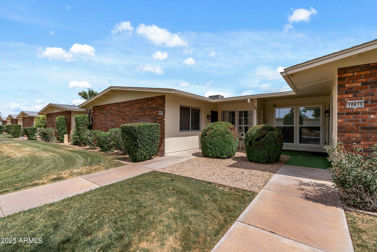 10613 W Highwood Ln., Sun City, AZ 85373