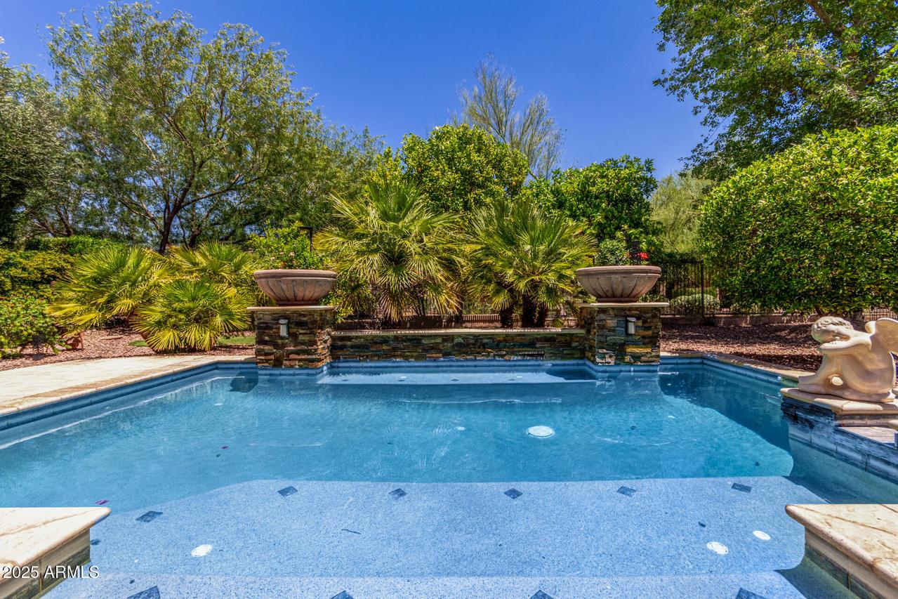 30135 N 129th Glen, Peoria, AZ 85383