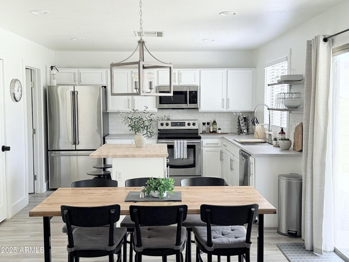 1469 S Boulder St. #C, Gilbert, AZ 85296
