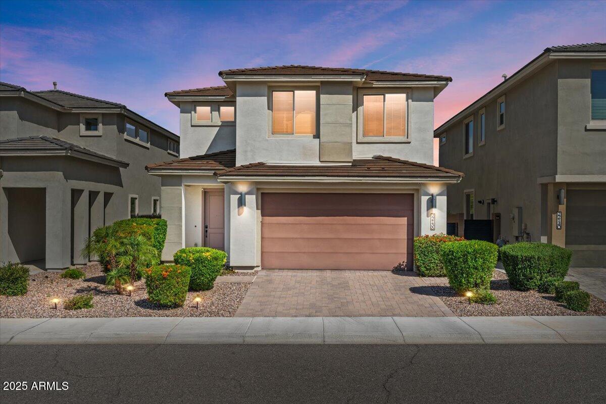 22136 N 28th Pl., Phoenix, AZ 85050