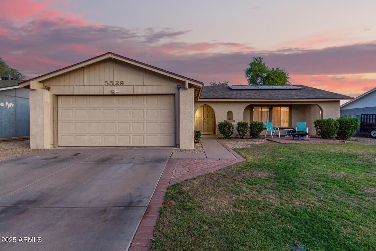 5529 W Villa Maria Dr., Glendale, AZ 85308