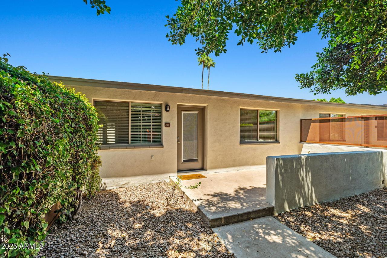 1850 E Maryland Ave. #18, Phoenix, AZ 85016