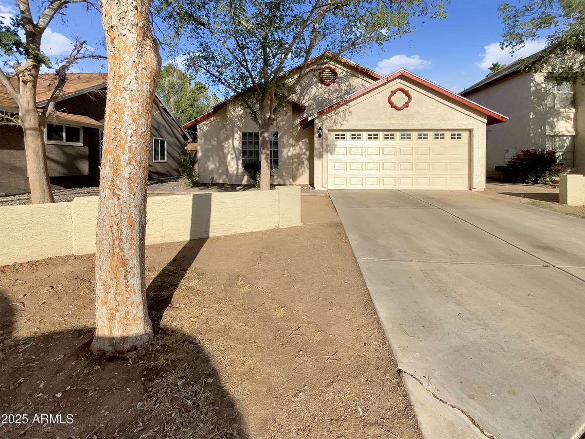 10242 N 66th Ave., Glendale, AZ 85302