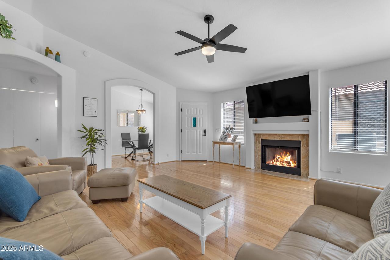 4519 E Amberwood Dr., Phoenix, AZ 85048