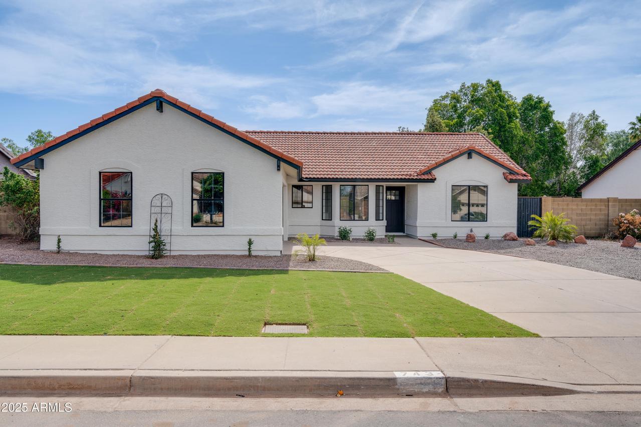 743 N Bermuda St., Mesa, AZ 85205