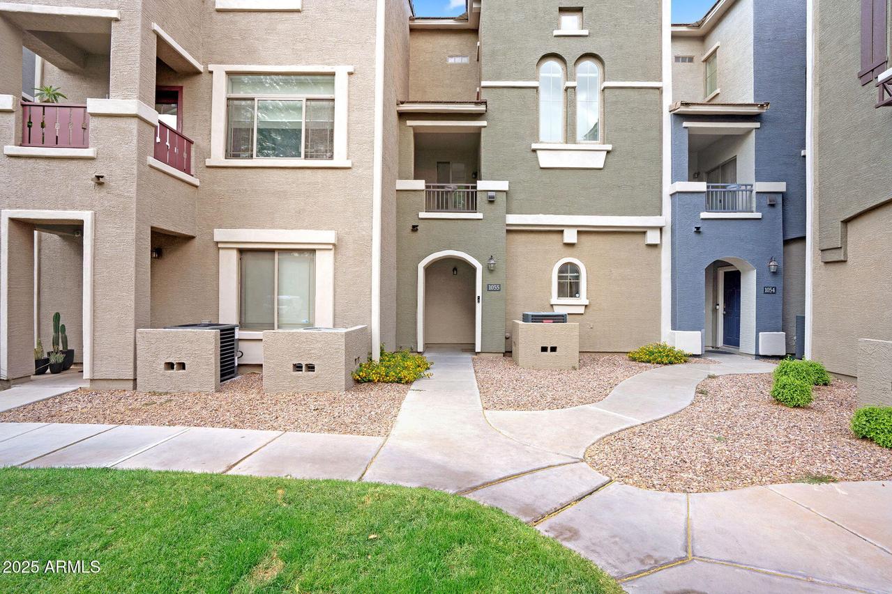 2401 E Rio Salado Pkwy. #1055, Tempe, AZ 85288