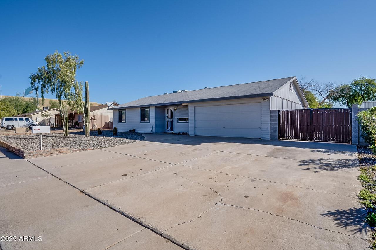 19849 N 33rd Ave., Phoenix, AZ 85027