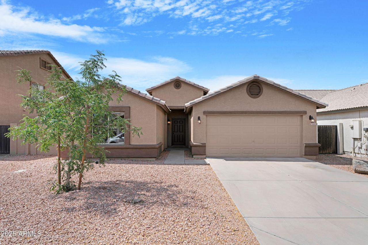 1623 E Leaf Rd., San Tan Valley, AZ 85140