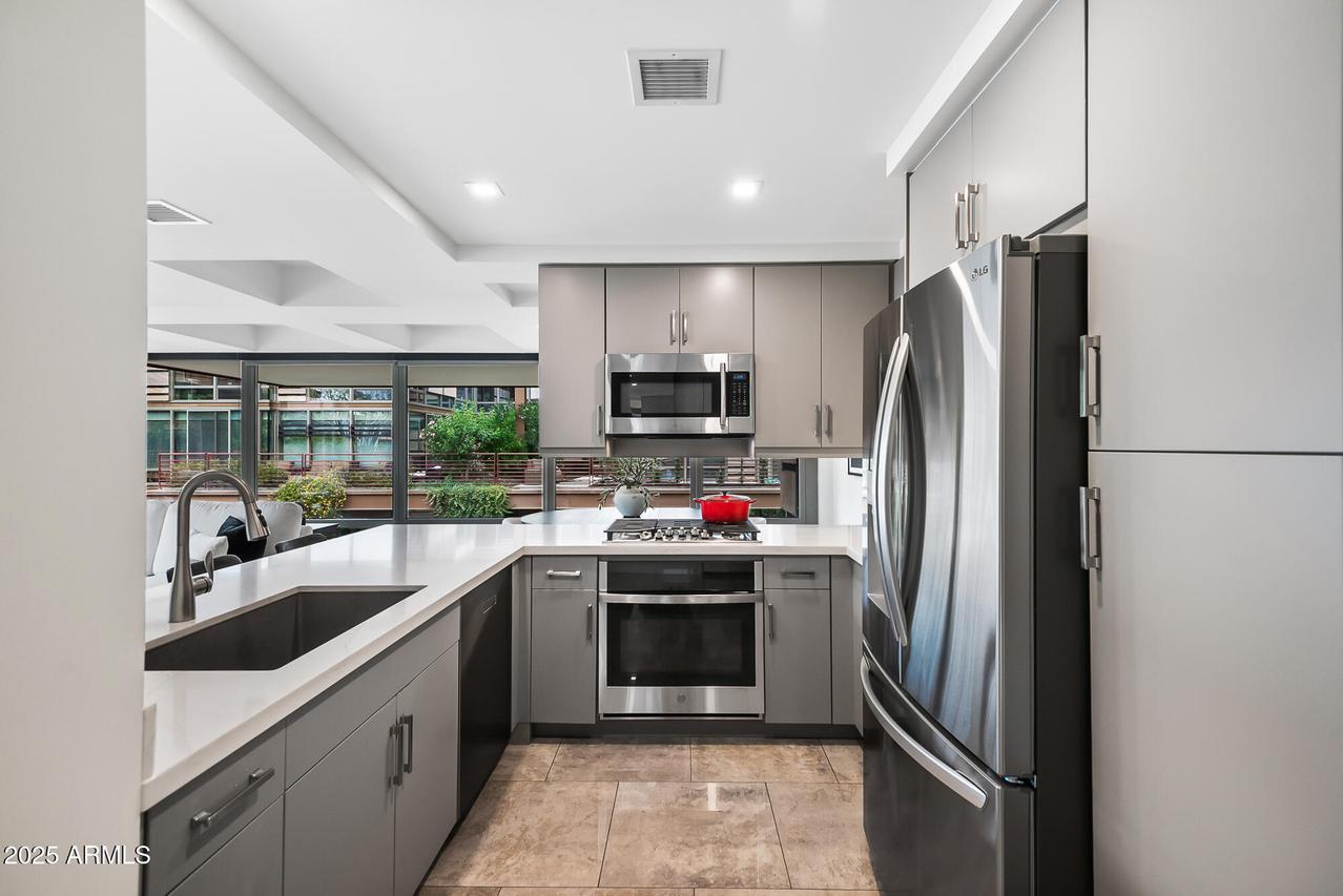 7141 E Rancho Vista Dr. #6007, Scottsdale, AZ 85251