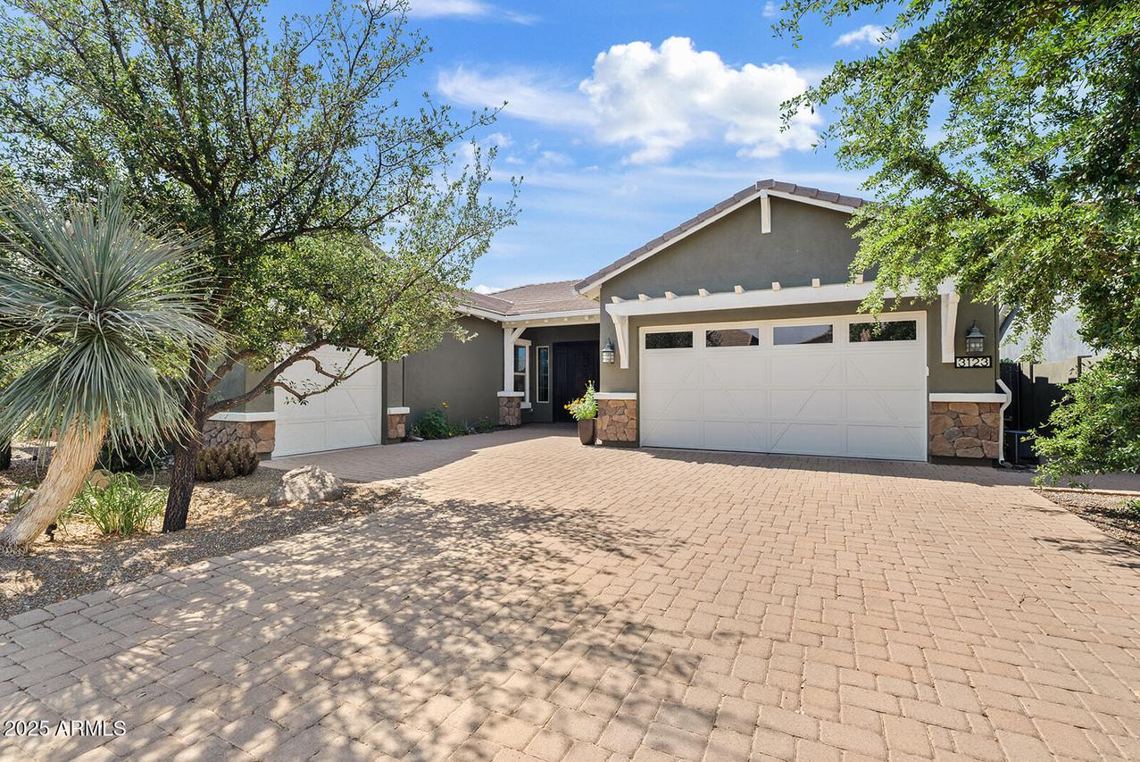 3123 E Cat Balue Dr., Phoenix, AZ 85050