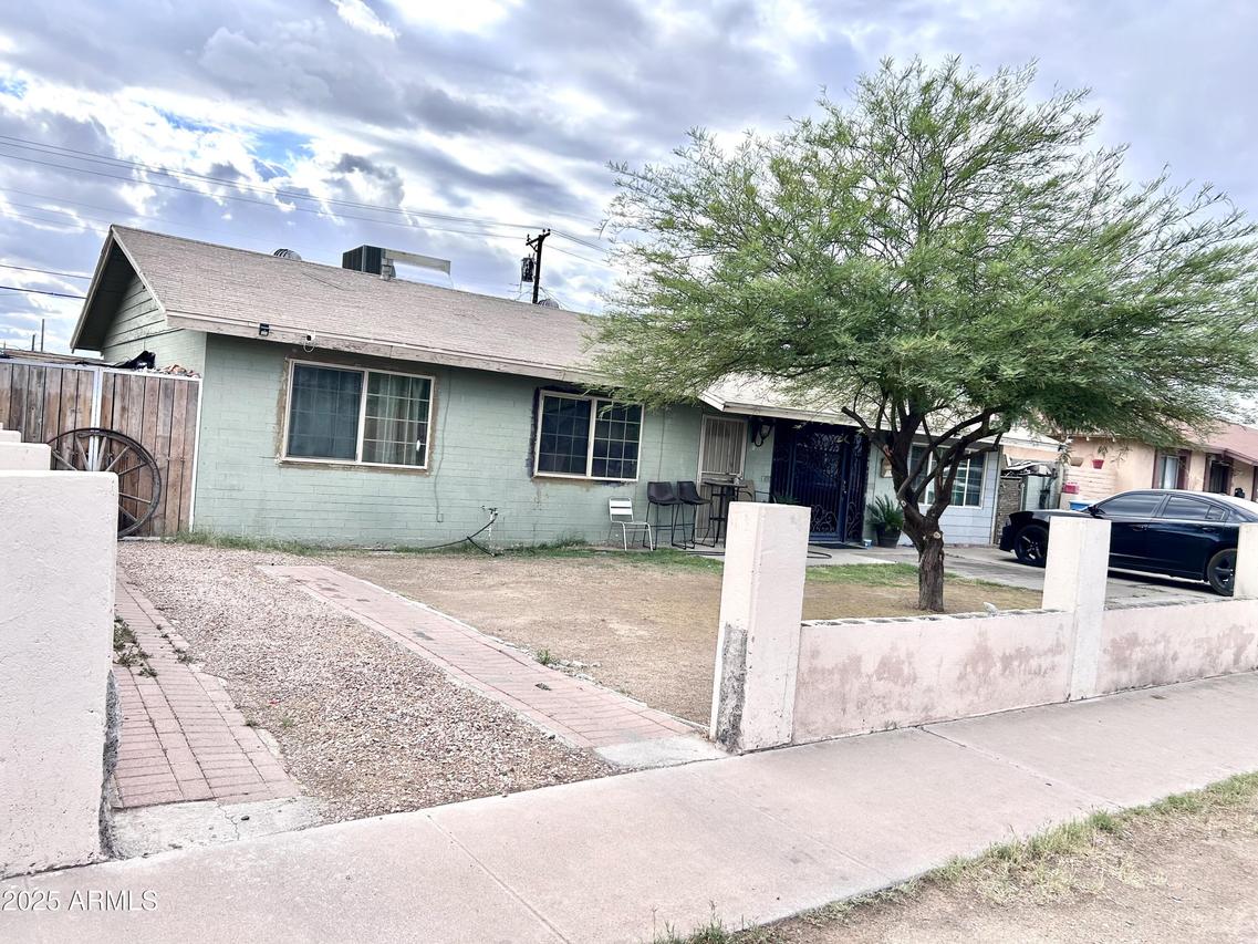 2310 N 40th Dr., Phoenix, AZ 85009