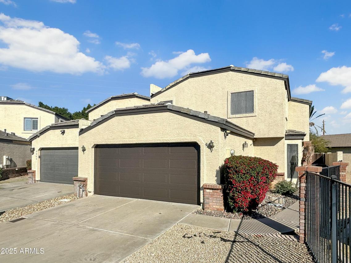 9043 N 14th Dr., Phoenix, AZ 85021