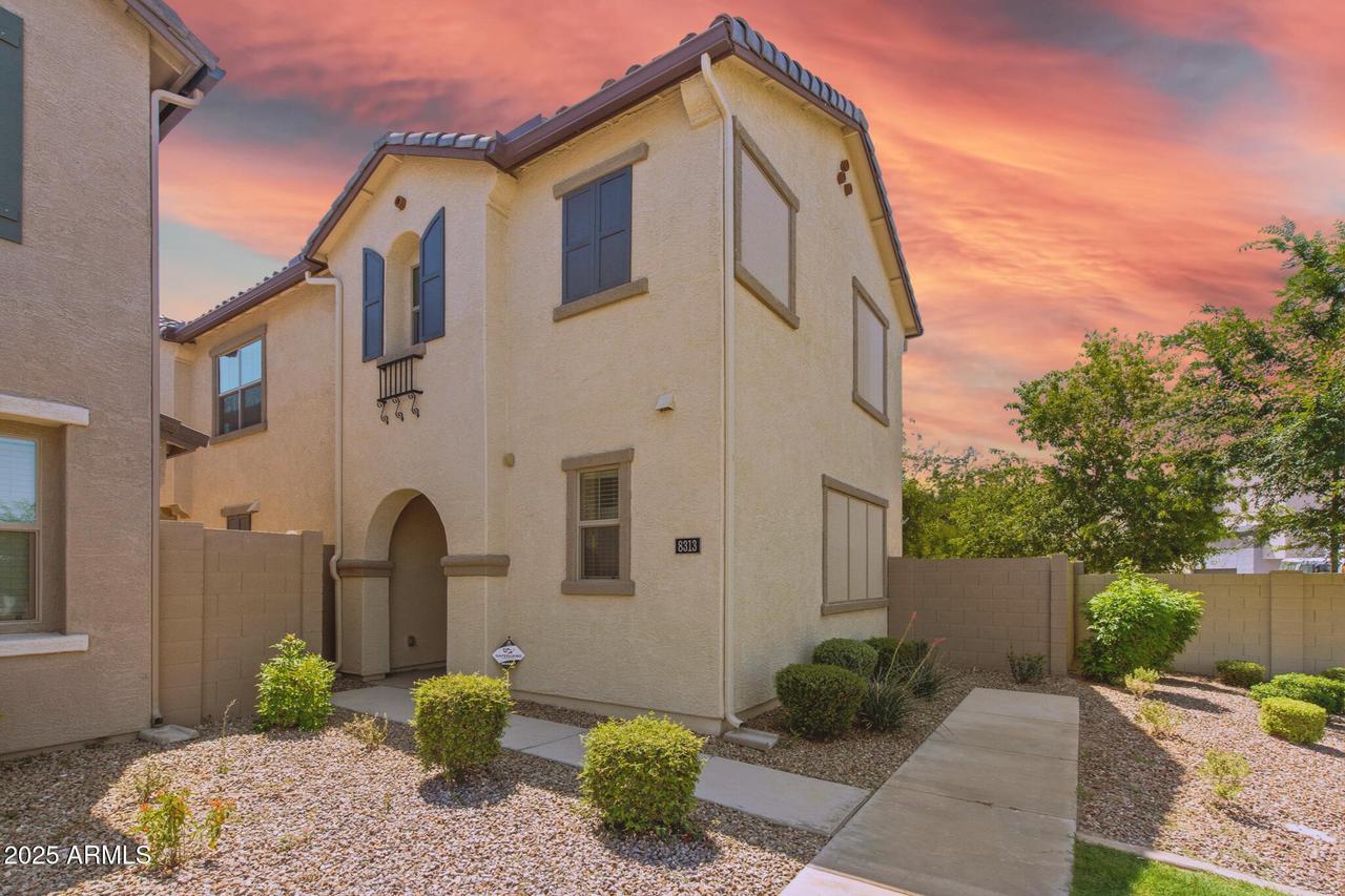 8313 E Impala Ave., Mesa, AZ 85209