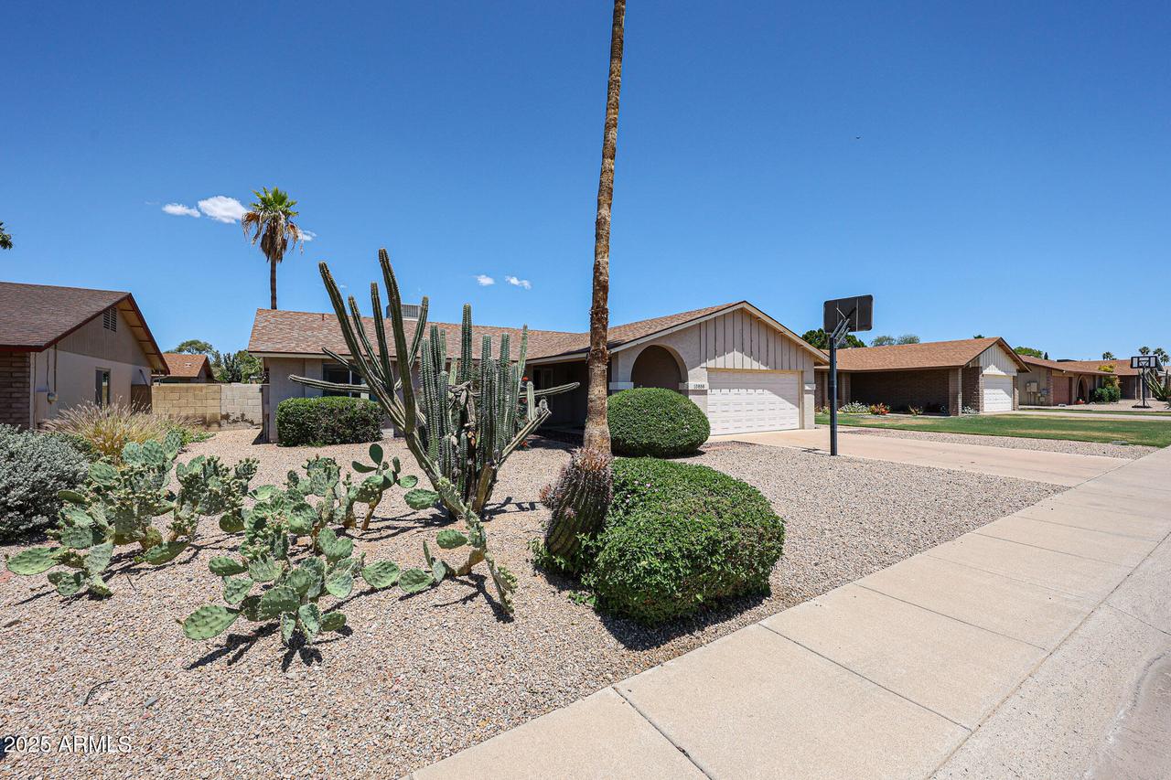 10858 E Sahuaro Dr., Scottsdale, AZ 85259