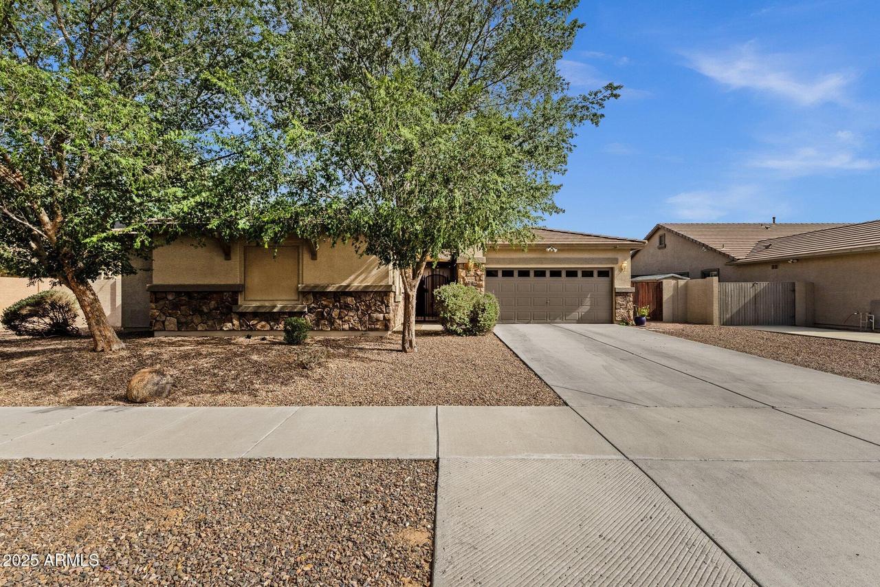 18501 E Pine Valley Dr., Queen Creek, AZ 85142