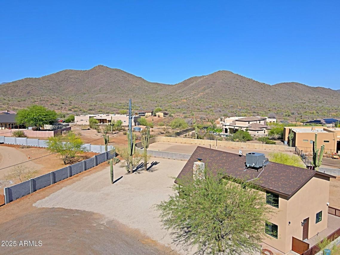 1041 E Ridgecrest Rd., Phoenix, AZ 85086