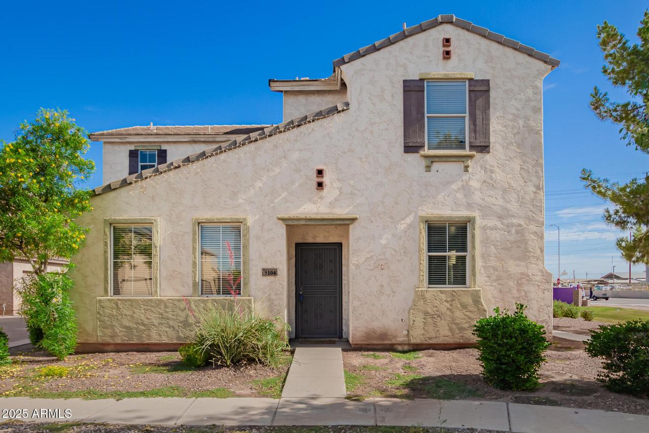5104 W Fulton St., Phoenix, AZ 85043