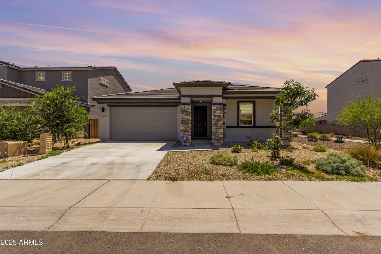 18021 W Avenida Del Sol, Surprise, AZ 85387