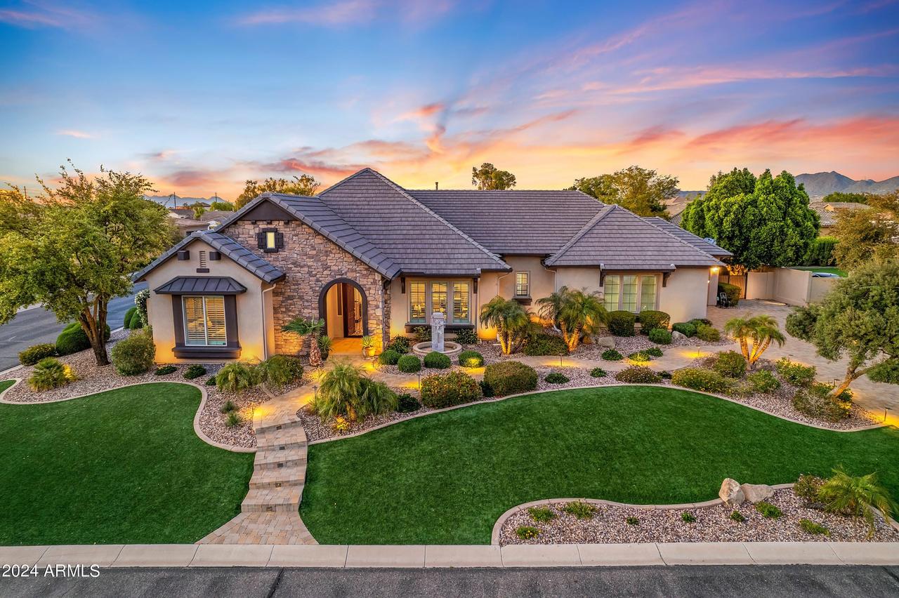 6918 E Ivyglen St., Mesa, AZ 85207