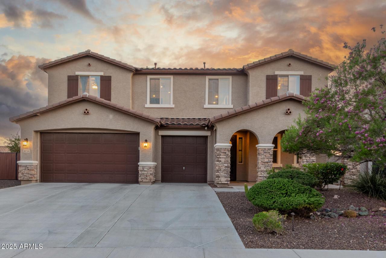 3715 W Teresa Dr., New River, AZ 85087