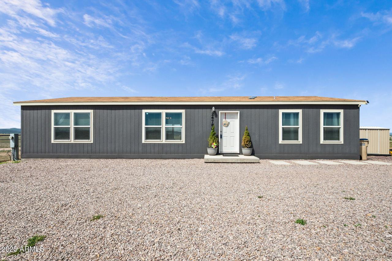 24780 N Naples St., Paulden, AZ 86334