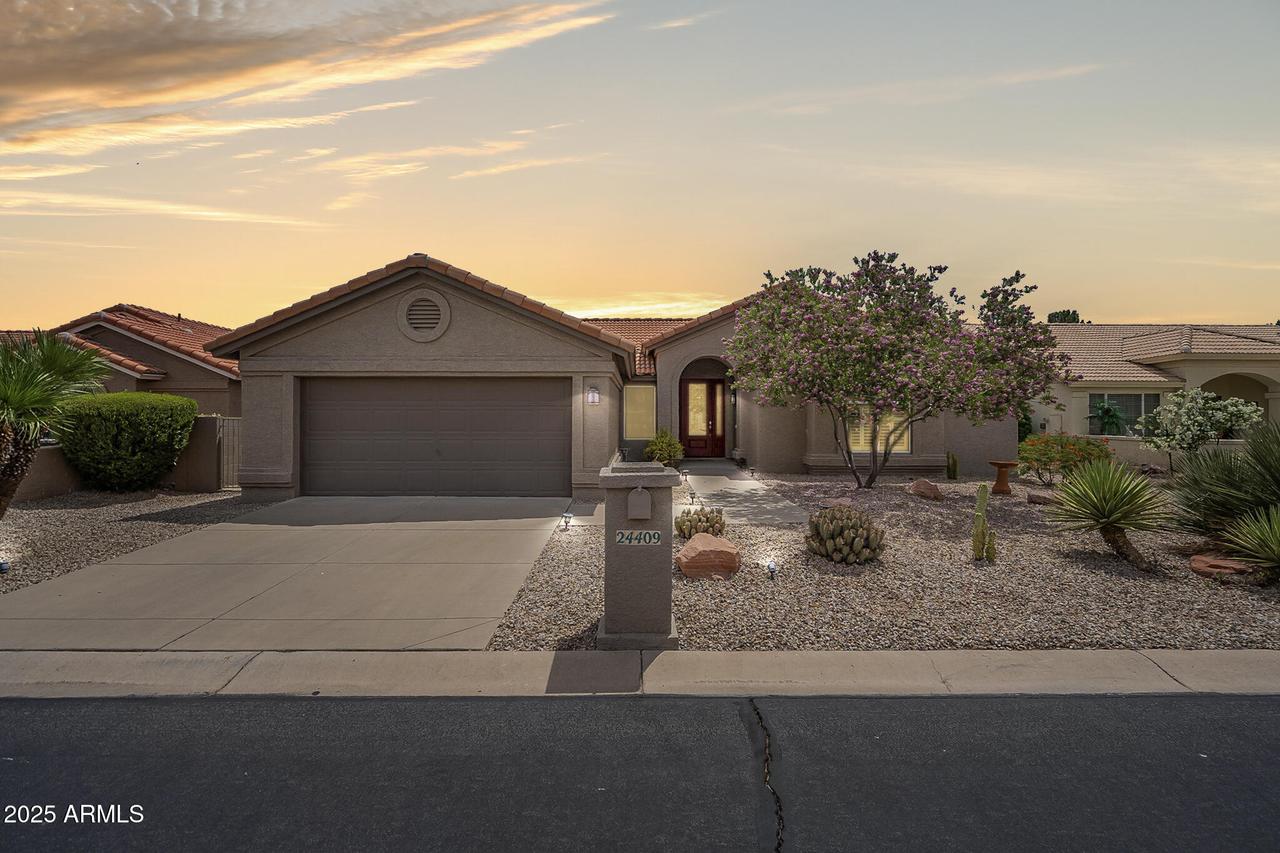 24409 S Ontario Dr., Sun Lakes, AZ 85248