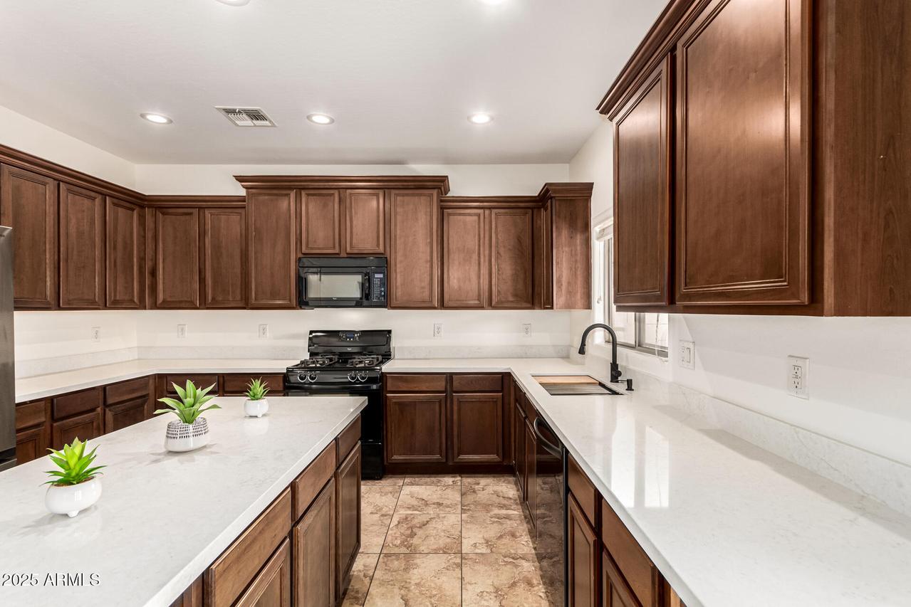 283 W Tahiti Dr., Casa Grande, AZ 85122