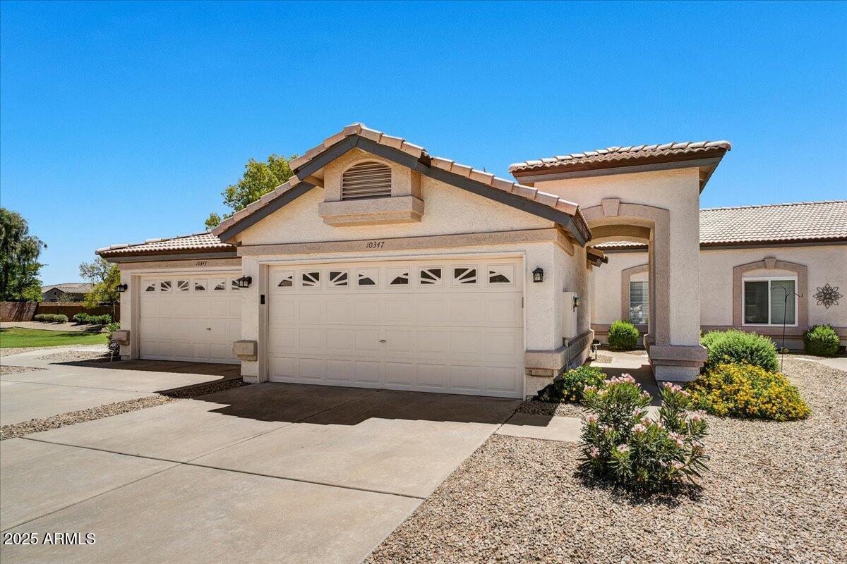 10347 W Mohawk Ln., Peoria, AZ 85382