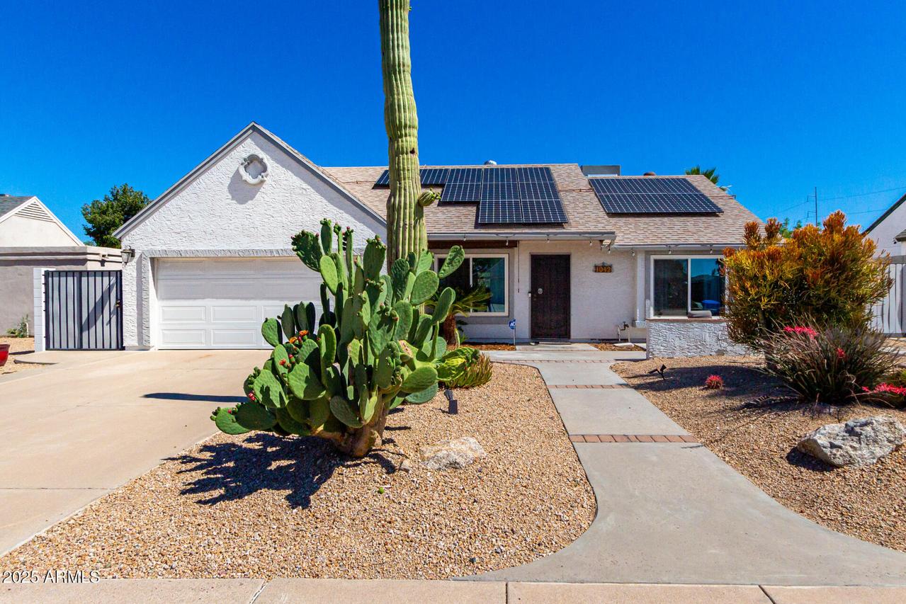 1042 E Utopia Rd., Phoenix, AZ 85024