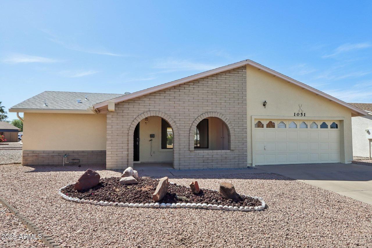 1051 S 81st Way, Mesa, AZ 85208