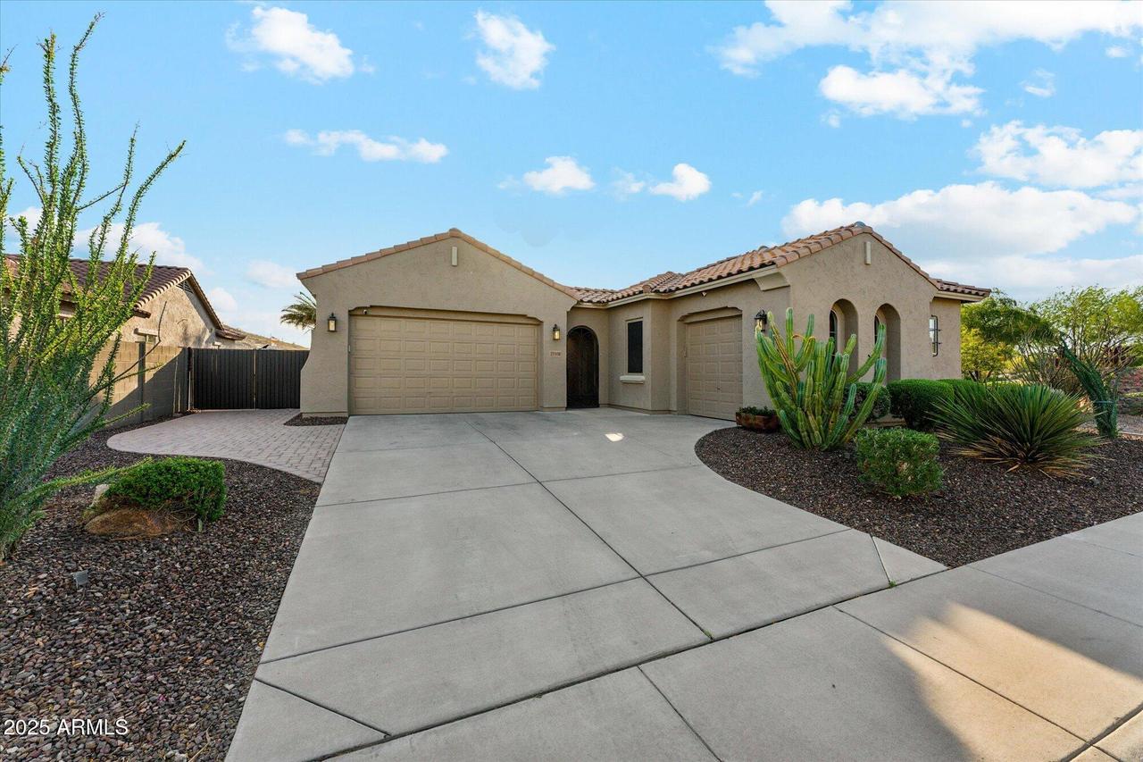27308 N 56th Dr., Phoenix, AZ 85083