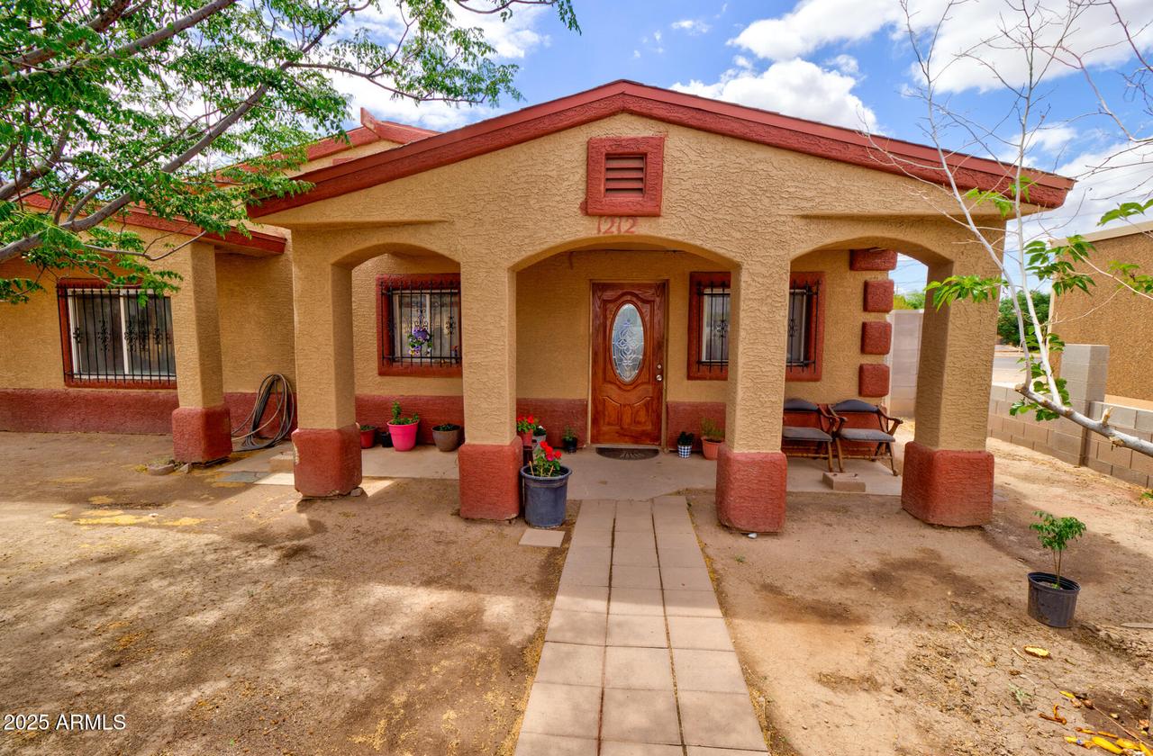 1212 N Sunshine Blvd., Eloy, AZ 85131