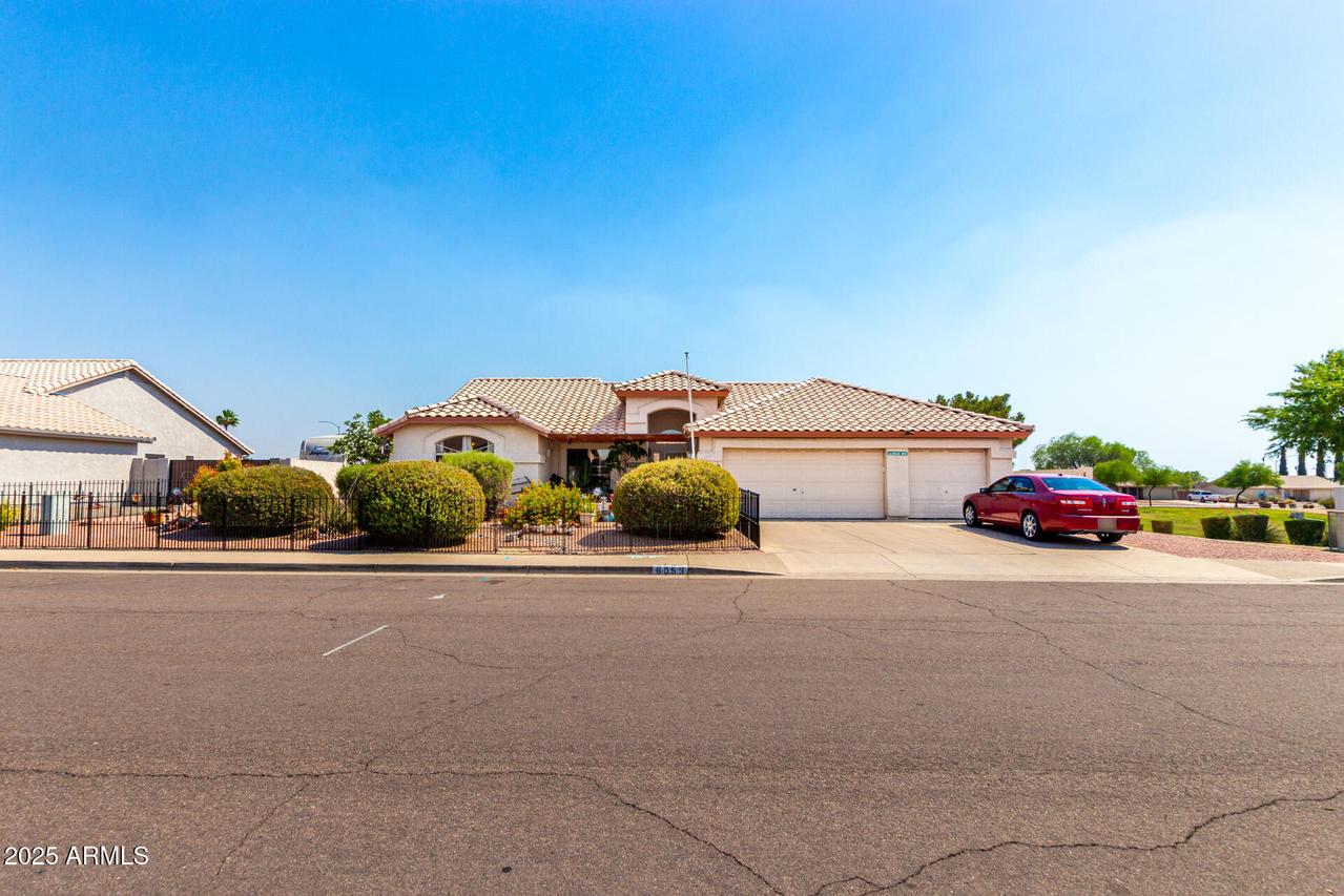 8053 E Dover St., Mesa, AZ 85207